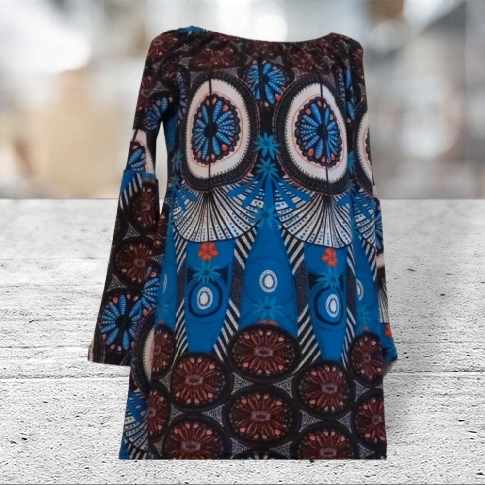 Win-win bell sleeve tunic size L/xl